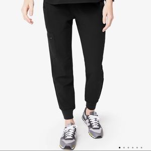 Black fig jogger scrubs